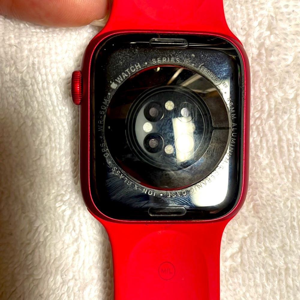 Apple Watch series 8 45MM Product Red